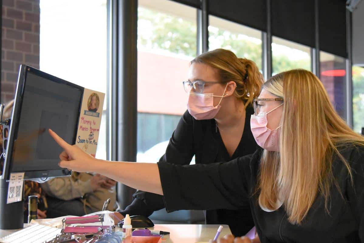 Dr. Parks-Office-Parks-Orthodontics-Action-Shot-3 Dr. Meredith Parks and team office orthodontic care